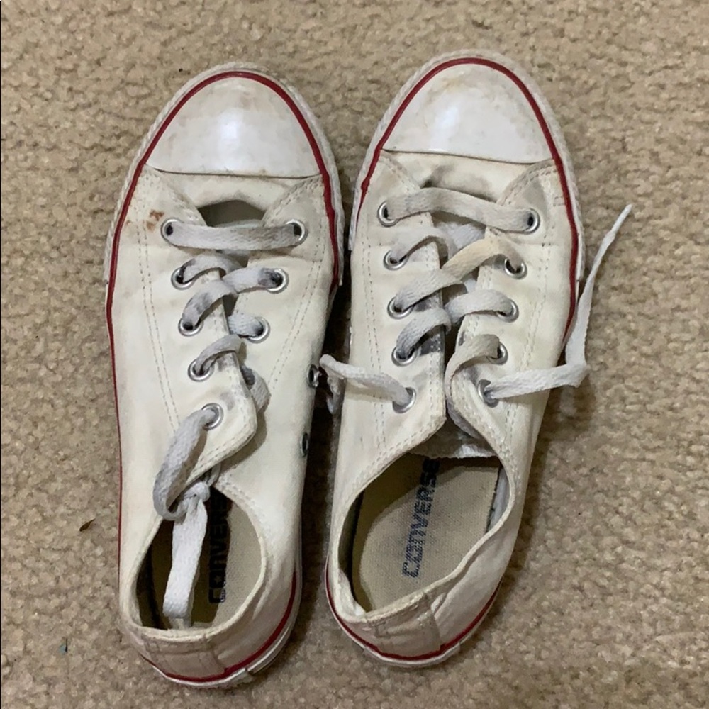 White converse youth size 2